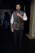 Avadhoot Gupte at the Premiere of Makrand Deshpande